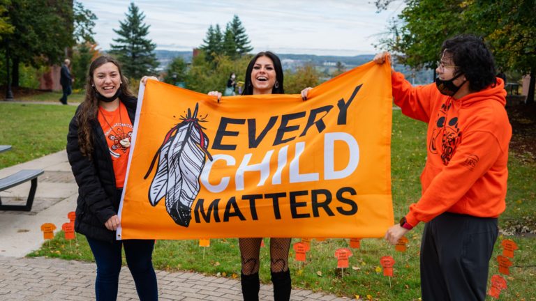 Photo Essay: STU recognizes National Day for Truth and Reconciliation