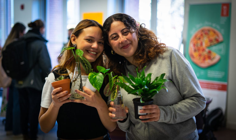 Photo Essay: STU Sustainability hosts ‘Paint-a-Pot’ and Plant Sale