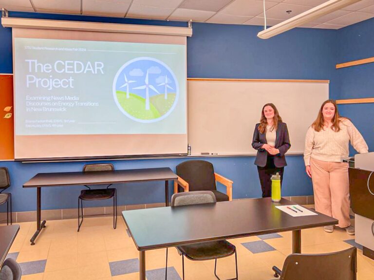 Student Research Ideas Fair: Environmental Capstone Seminar turns presentations into chapters